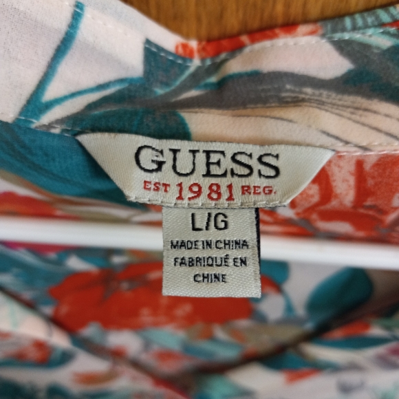 Guess Sleevless Button Up Blouse Women's Size L - Picture 3 of 5